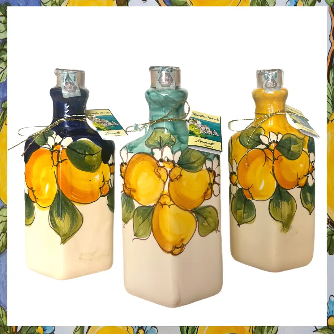 3 bottiglie quadrrate ceramica_Liquorificio-dello-Smeraldo copia